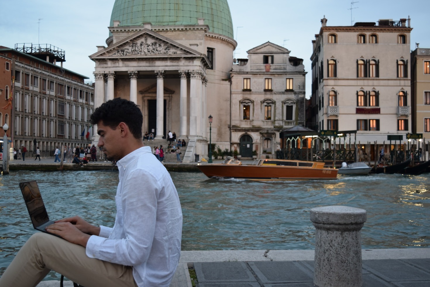 Budget Friendly Travel Hacks That Work